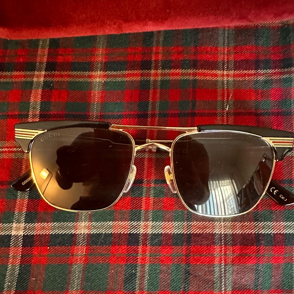 Gucci sunglasses